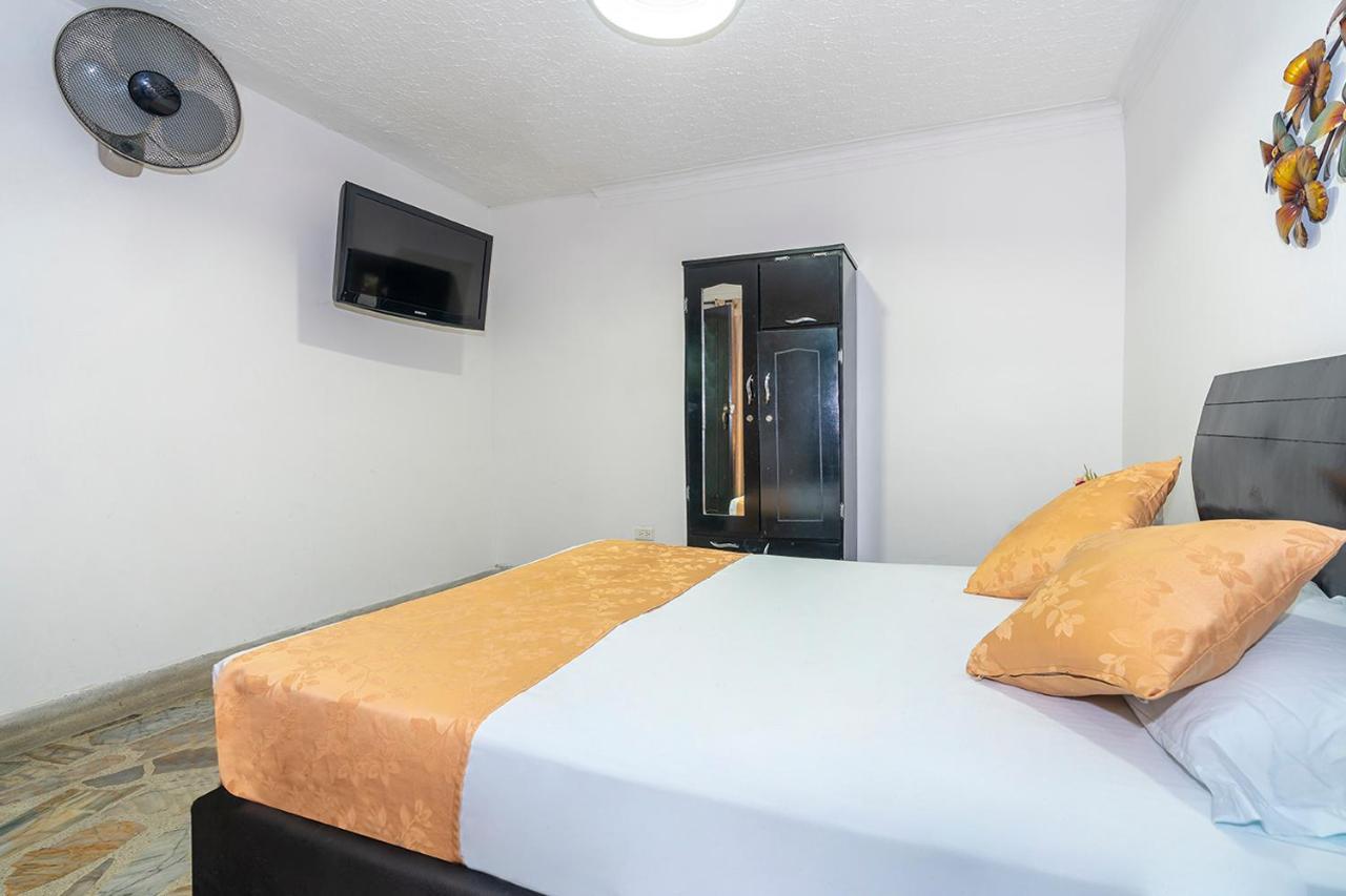 Hotel Barcelona Estadio Μεντεγίν Εξωτερικό φωτογραφία