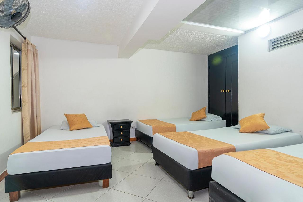Hotel Barcelona Estadio Μεντεγίν Εξωτερικό φωτογραφία