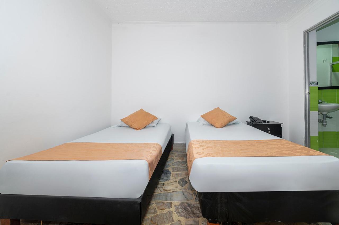 Hotel Barcelona Estadio Μεντεγίν Εξωτερικό φωτογραφία